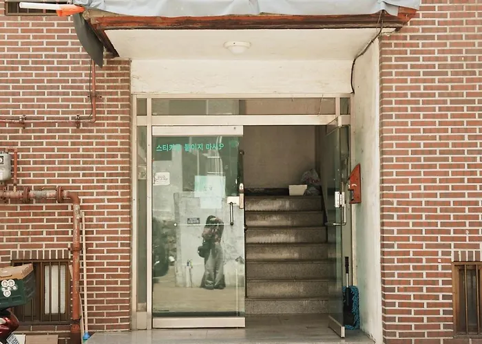 Hongdae Yeonnamdong And Yeonhuidong 아파트 *